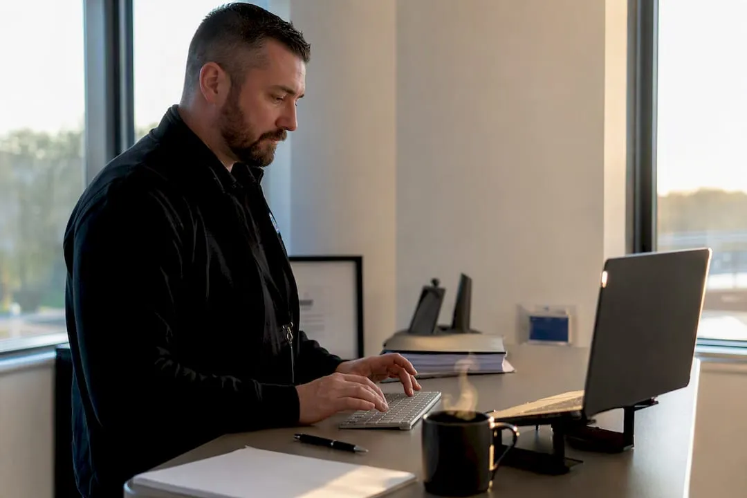 Security guard desk setup for cover letter writing